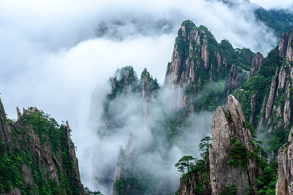 China’s Scenic Stars in The Forbidden Kingdom: From Kung Fu Legends to Real-Life Landscapes