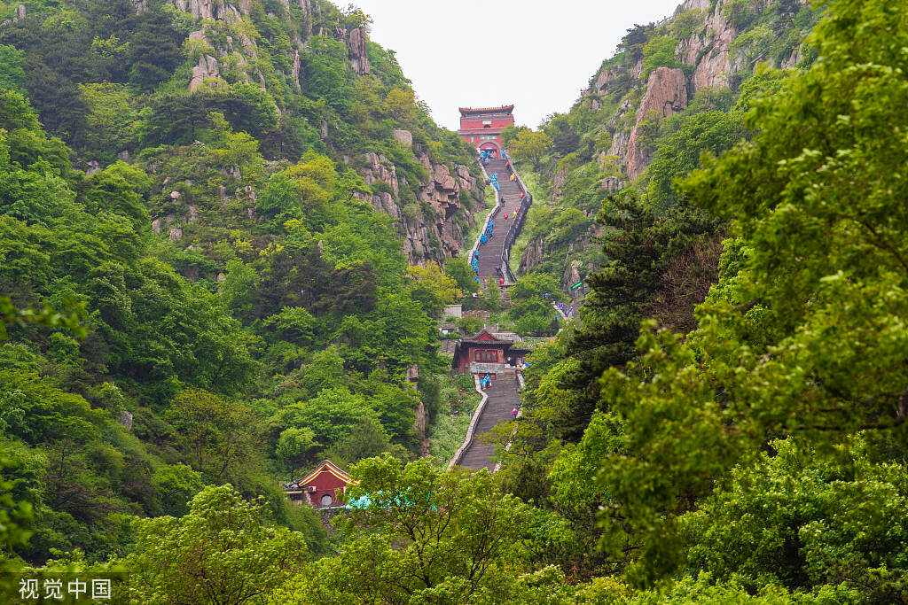 Mount Tai – Sacred Peak of Imperial Rituals