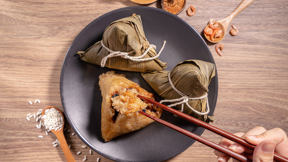 Eating Zongzi