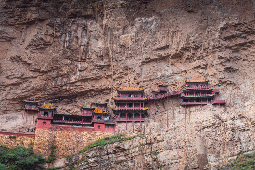 Datong Delights – Cave Temples, Cliffside Wonders, and Ancient Northern Charm