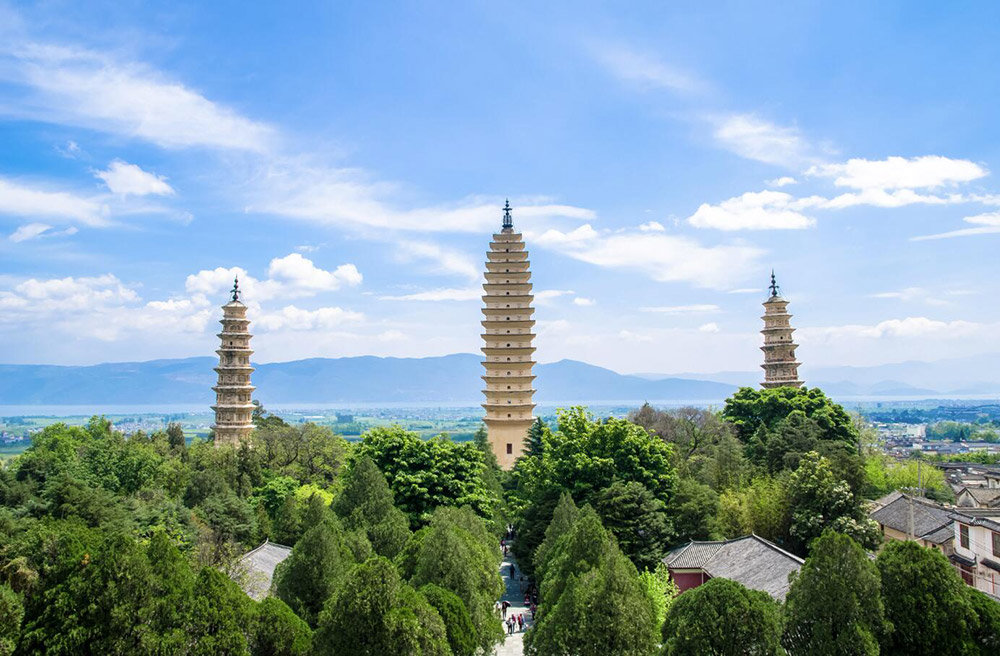 Yunnan Dali: A Dreamy Escape into Bai Culture, Misty Mountains, and Timeless Lakes