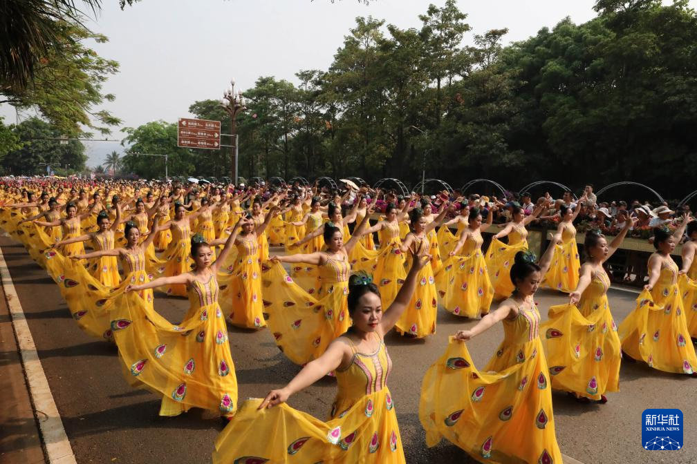 Xishuangbanna: A Splash of Joy at the Dai Water Festival