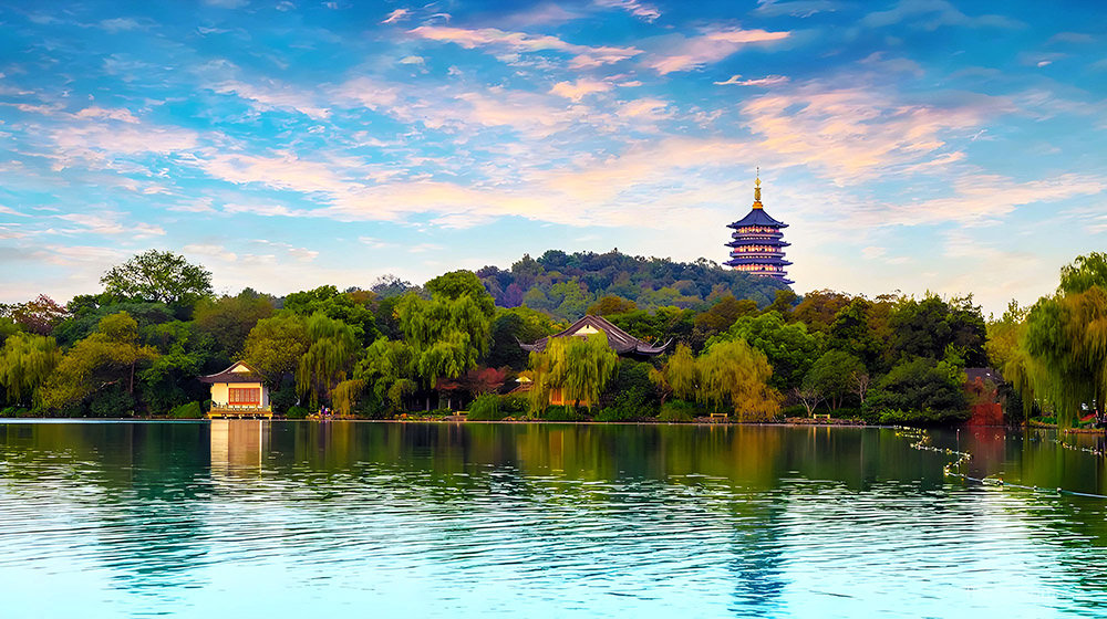 Hangzhou: A Dreamy Blend of Jiangnan Water Towns, Poetic Landscapes, and Modern Charm
