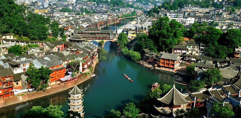 Fenghuang Ancient Town: A Literary Stroll Through Miao Culture and Riverside Dreams
