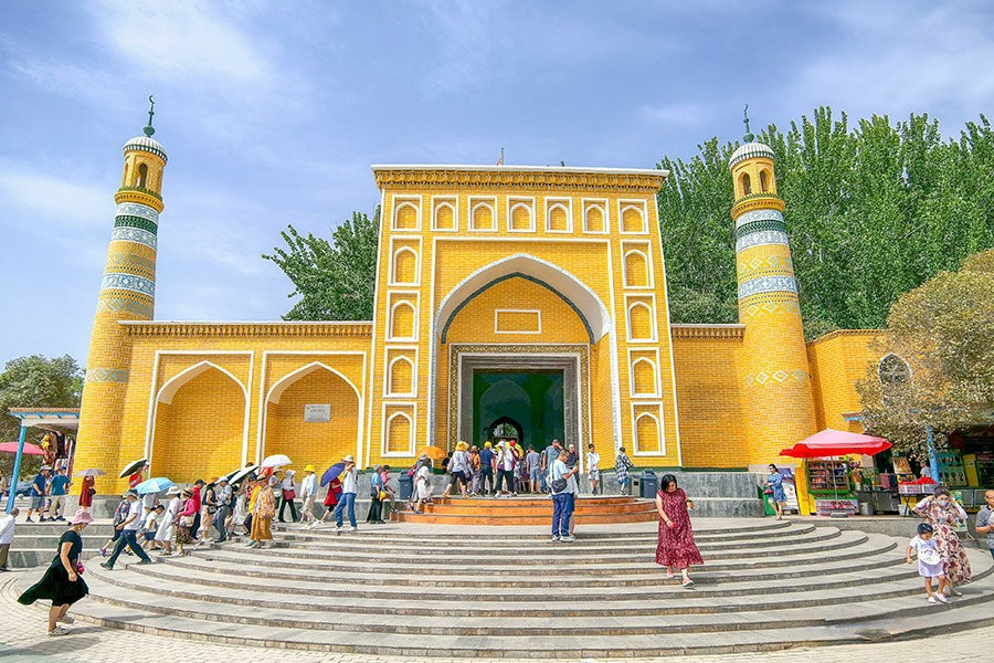 Zhejiang: The Legend of Liang Zhu and Its Cultural Significance