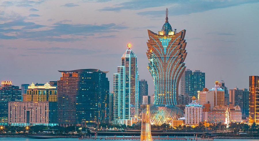 Macau: A Culinary Heaven with Michelin Stars and Local Delights