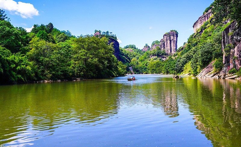Wuyishan: Exploring the Four Famous Chinese Teas and Scenic Wonders