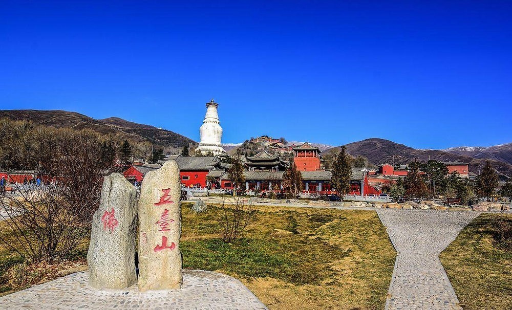 Wutai Mountain: A Spiritual Wonderland of History, Legends, and Timeless Beauty