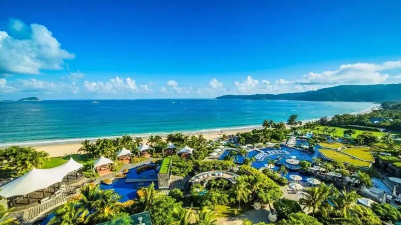 Hainan Dream: Explore China’s Tropical Island Paradise!