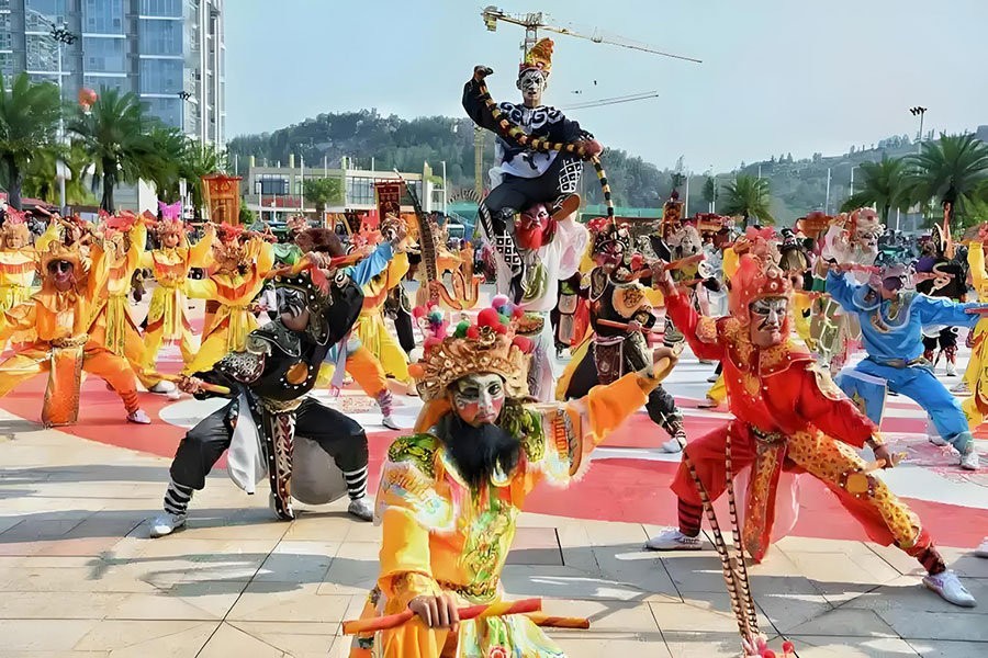 Dancing Through Time: The Vibrance of Yingge Dance and the Wonders of Chaoshan